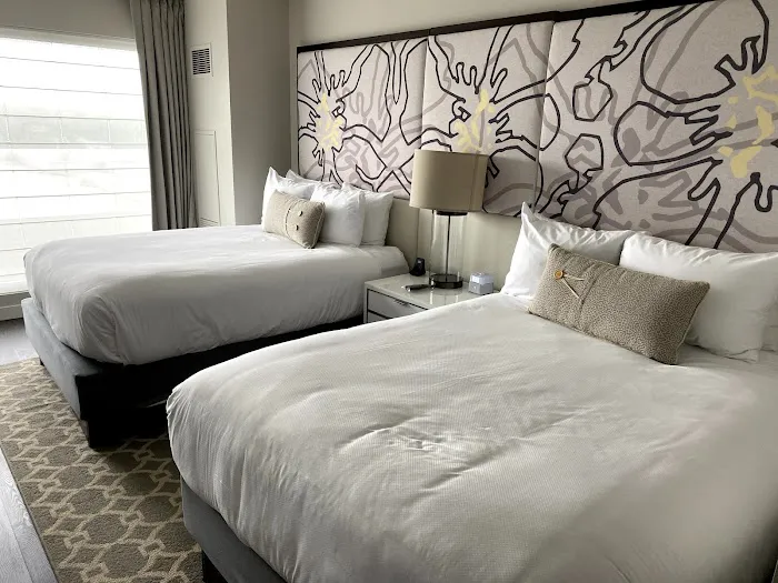 The Hotel at Avalon, Autograph Collection 4