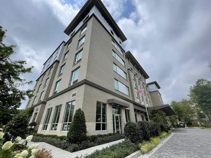 Courtyard Atlanta Alpharetta/Avalon Area 4