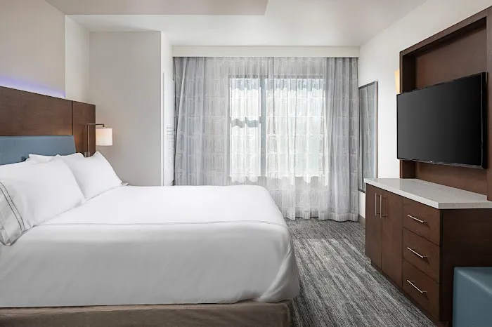 EVEN Hotel Alpharetta - Avalon Area, an IHG Hotel 4