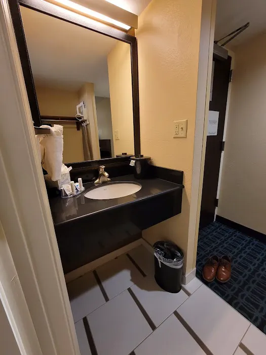 Fairfield Inn & Suites Atlanta Alpharetta 4