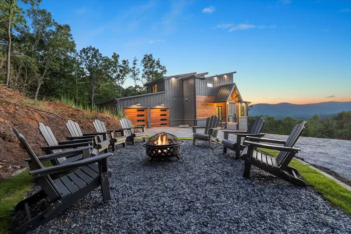Dahlonega Estate 4