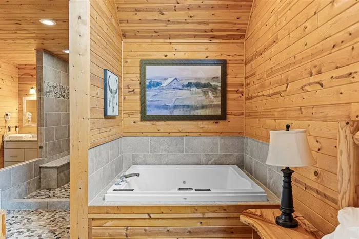 Dreamscape Cabin 4