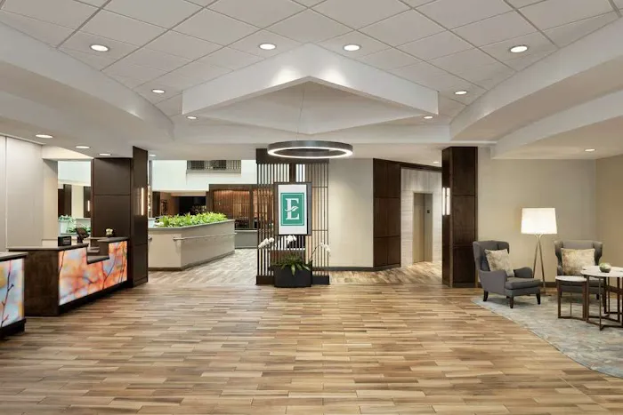 Embassy Suites by Hilton Atlanta Alpharetta 4