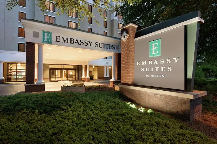 Embassy Suites by Hilton Atlanta Alpharetta 4