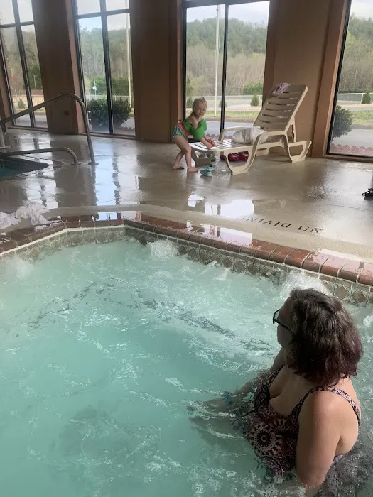 Budgetel Inn & Suites 4