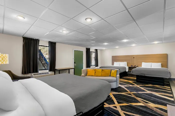 Quality Inn Downtown Helen 4