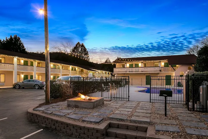 Quality Inn Downtown Helen 4
