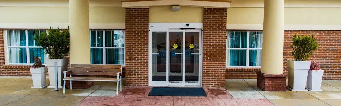 Holiday Inn Express Alpharetta - Roswell by IHG 4