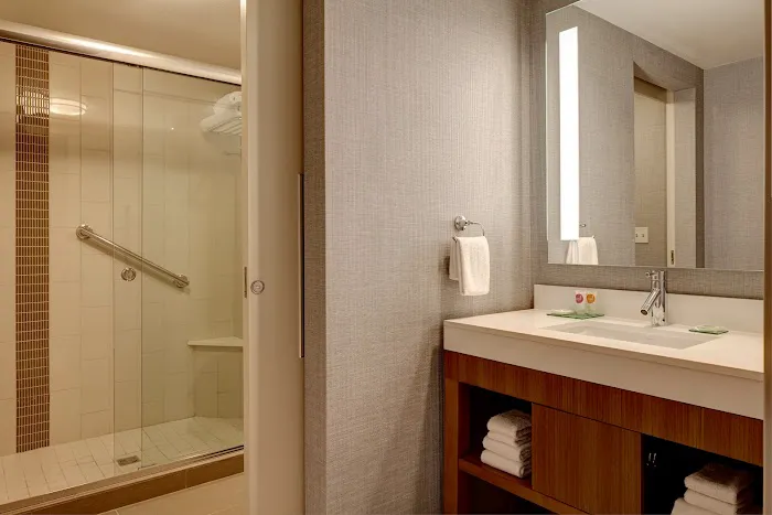Hyatt Place Atlanta/Alpharetta/North Point Mall 4