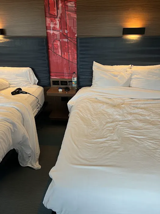 Aloft Alpharetta 4
