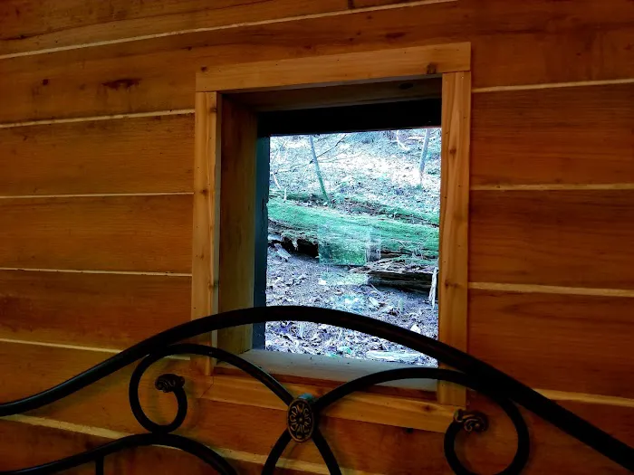 GOLD MINERS CABIN at Bear Creek Cabins in Helen Ga 4