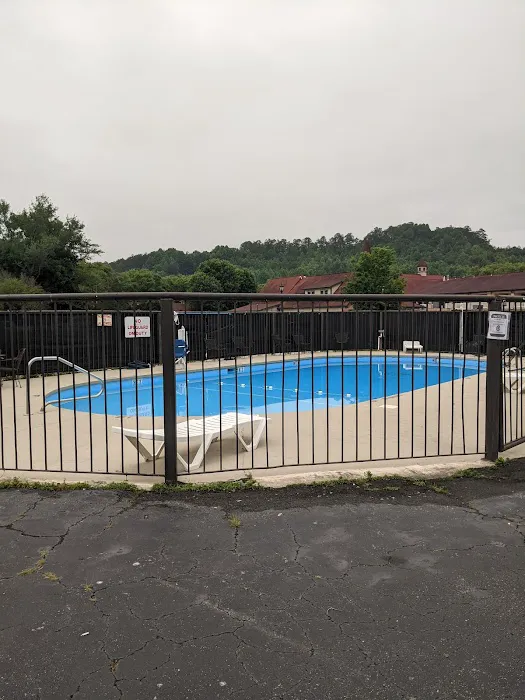 AmeriVu Inn and Suites -Helen 4