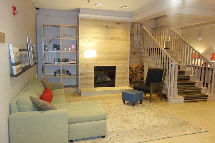 Country Inn & Suites by Radisson, Helen, GA 4