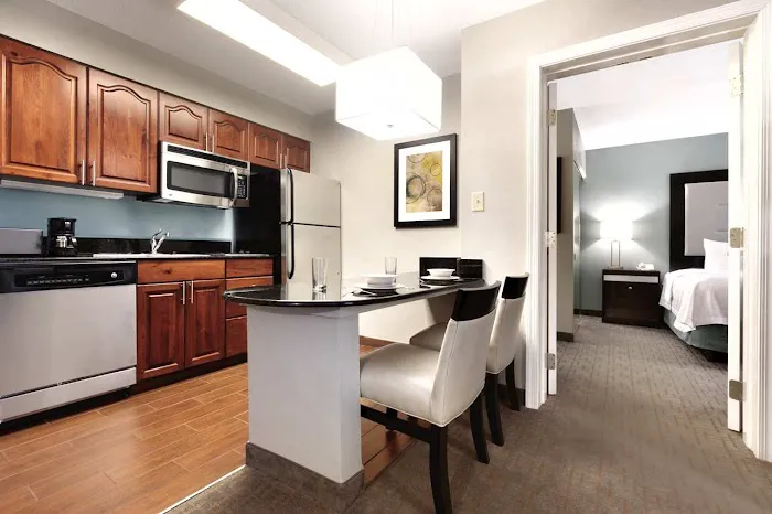 Homewood Suites by Hilton Atlanta-Alpharetta 4