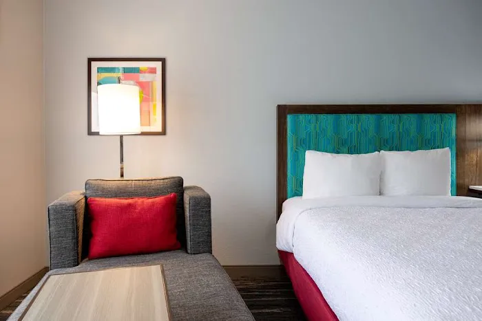 Hampton Inn & Suites Alpharetta Roswell 4