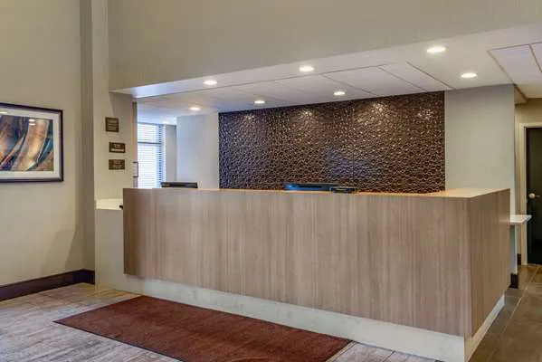 Comfort Suites Alpharetta/Roswell - Atlanta Area 4