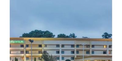 La Quinta Inn & Suites by Wyndham Atlanta Roswell