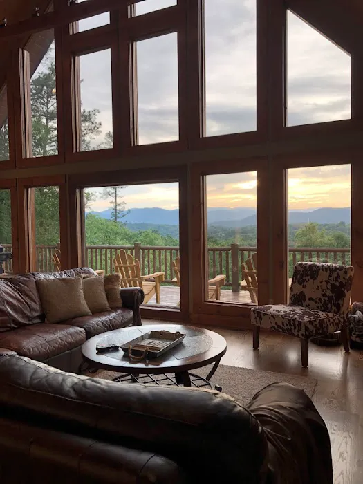 Mountain Majesty Cabin 4