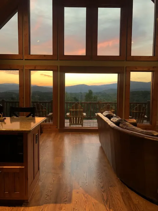 Mountain Majesty Cabin 4