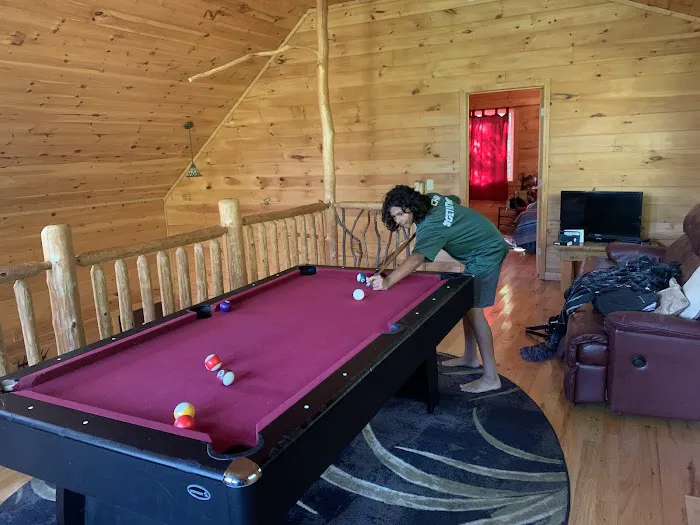 Cross Creek Hideaway Cabin 4