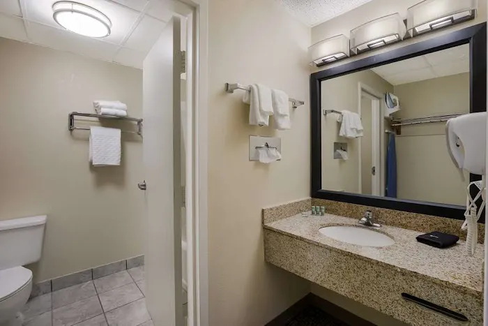 Best Western Milton Inn 4