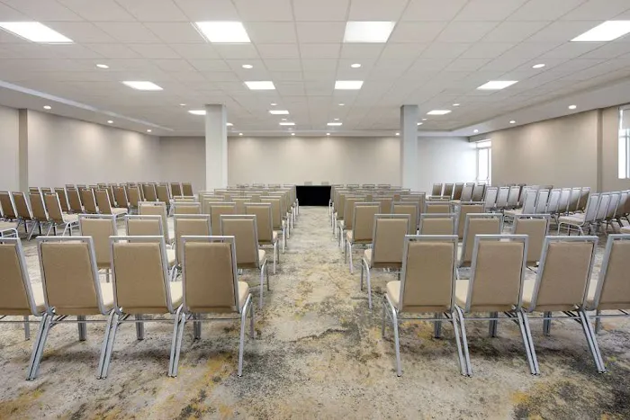 DoubleTree by Hilton Hotel Atlanta - Roswell 4