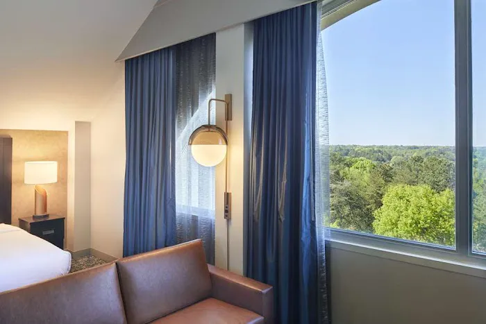 DoubleTree by Hilton Hotel Atlanta - Roswell 4