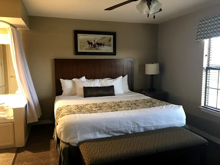 Apple Mountain Resort & Golf Club 4