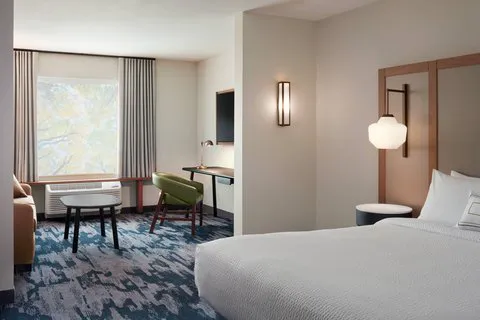 Fairfield Inn & Suites Cornelia 4