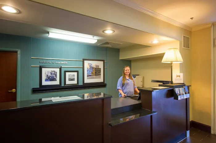 Hampton Inn Cornelia 4