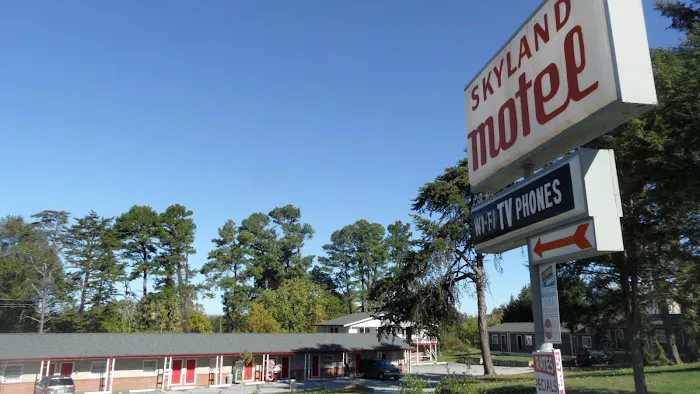 Skyland Motel 4