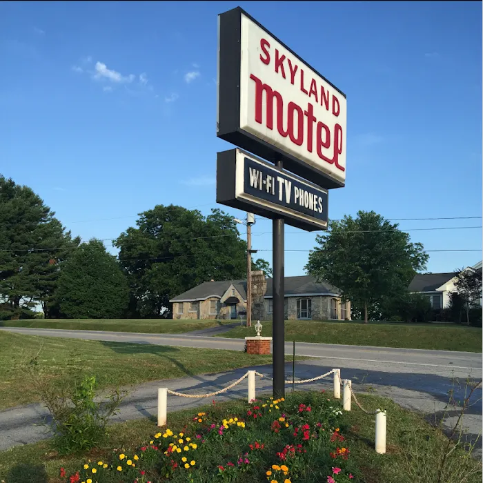 Skyland Motel 4