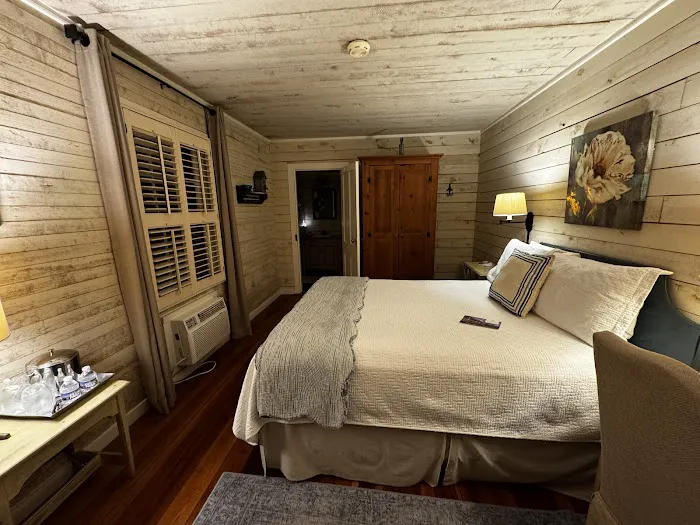 Glen-Ella Springs Hotel & Restaurant 4