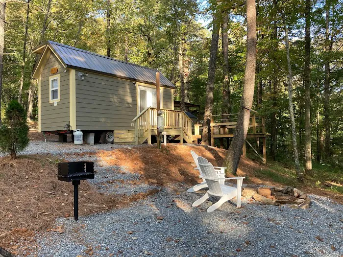 Bleu Canoe Tiny Cabins 4