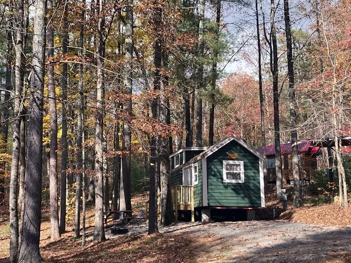Bleu Canoe Tiny Cabins 4
