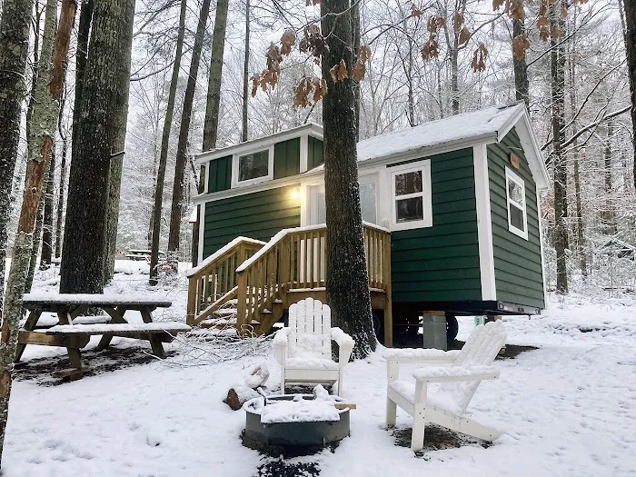 Bleu Canoe Tiny Cabins 4