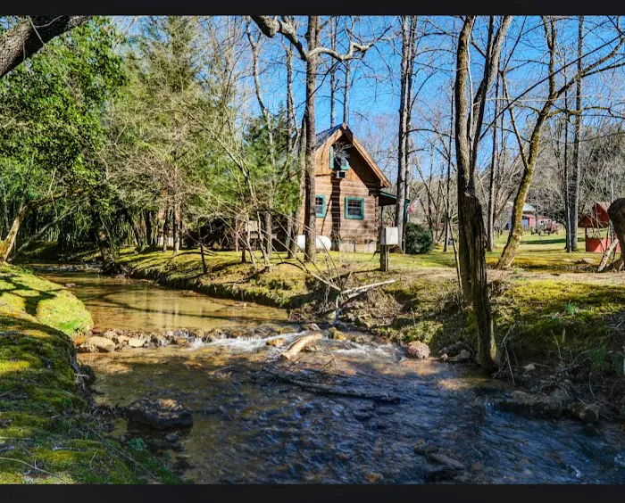 Cobb Creek Cabins 4
