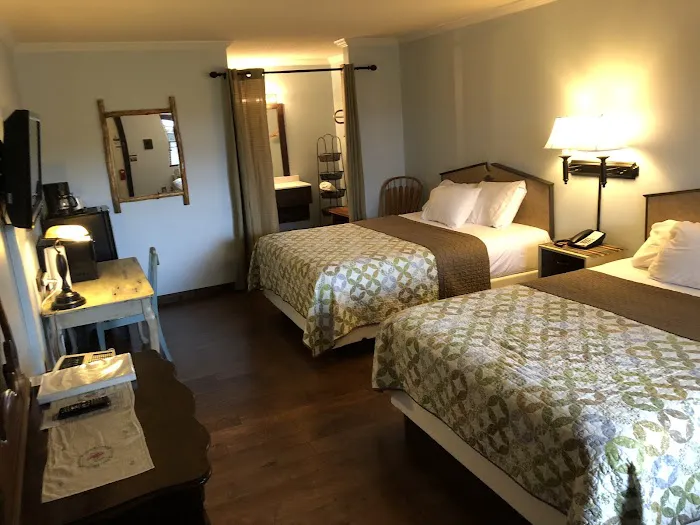 Deerfield Inn 4
