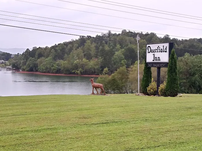Deerfield Inn 4