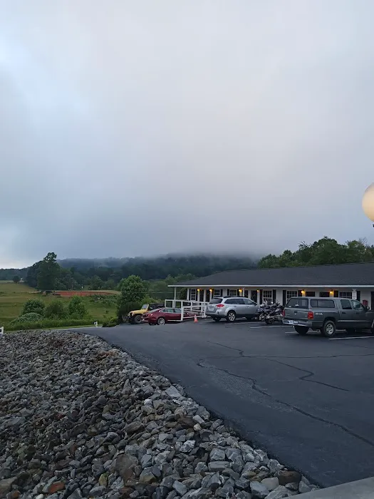 Deerfield Inn 4