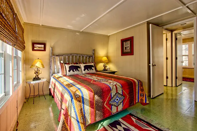 Lake Rabun Hotel & Restaurant 4