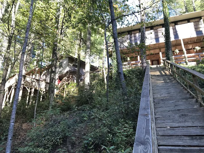 Tiger Creek Falls Inn 4