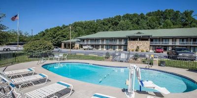 Quality Inn & Suites Mt. Chalet