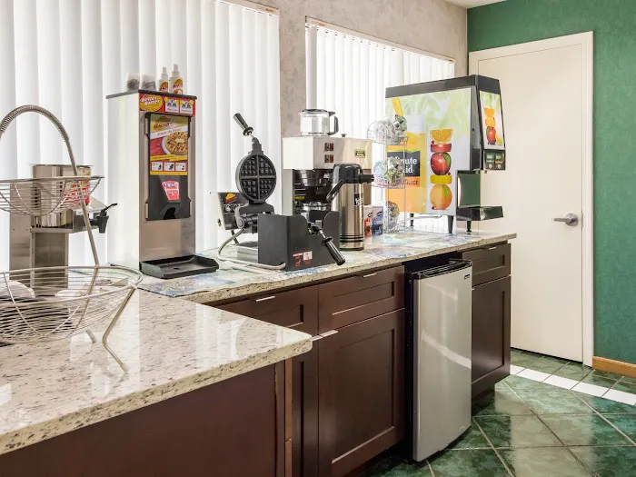Americas Best Value Inn Clayton 4