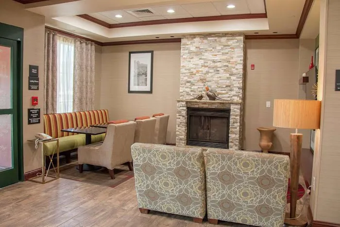 Hampton Inn Murphy 4