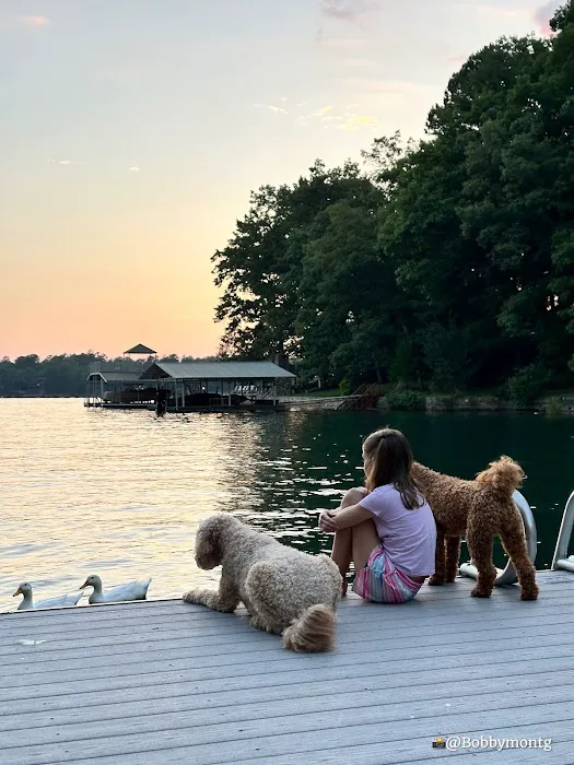 A Lake Escape 4