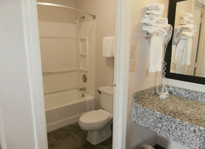 Americas Best Value Inn Blue Ridge 4