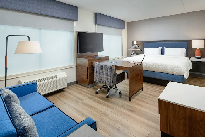 Hampton Inn Blue Ridge 4