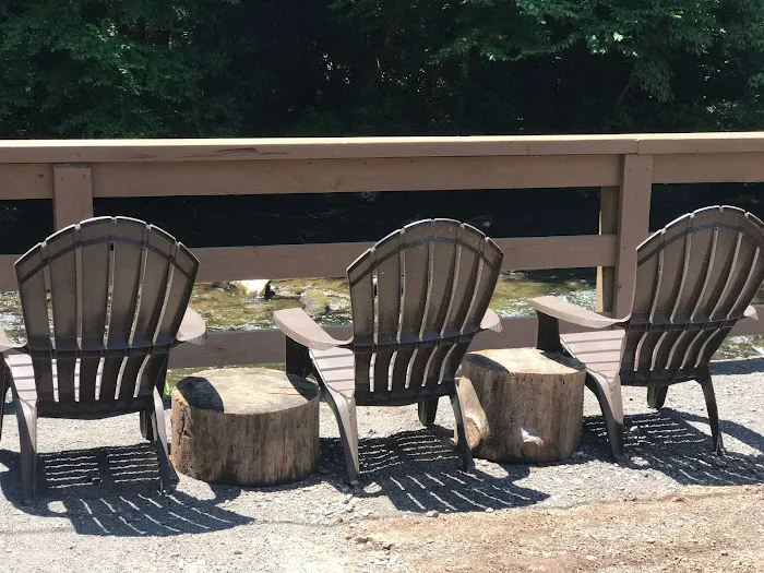 The Lodge At Green Cove & Green Cove Angler Store 4