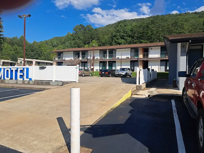 Blue Sky Inn 4